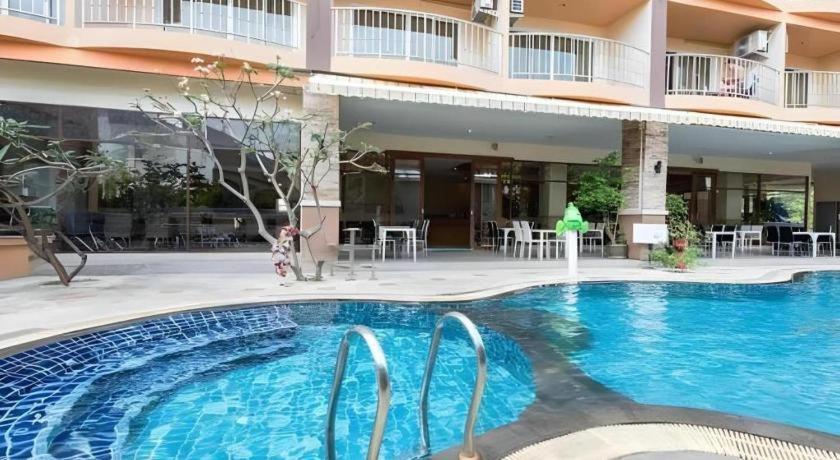Hotel Siam Platinum Pattaya Exterior foto