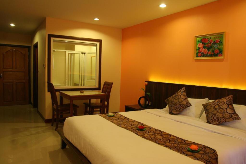Hotel Siam Platinum Pattaya Exterior foto